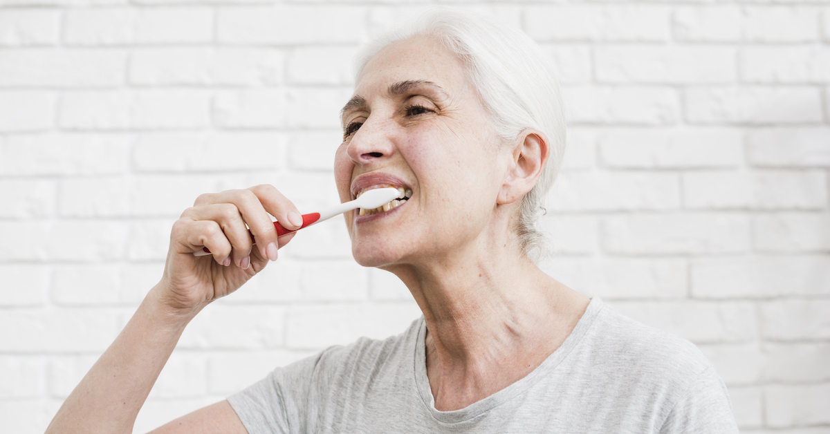 dentalna hygiena pre seniorov